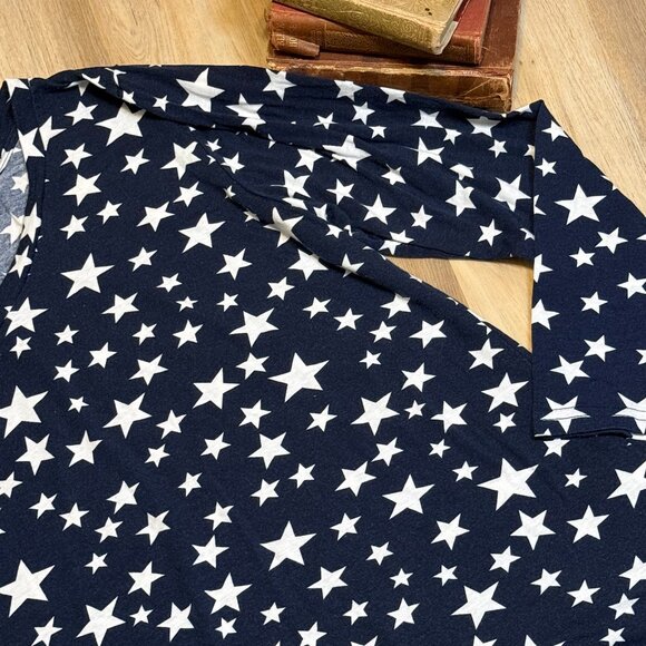Womens Plus Size Navy and White Star Print Long Sleeve V-Neck Top - Picture 6 of 10